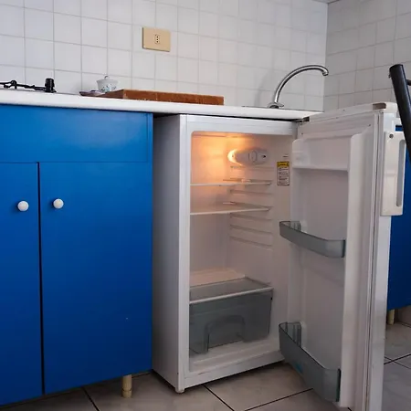 Iole - Dependence Dello Smeraldo Ventotene